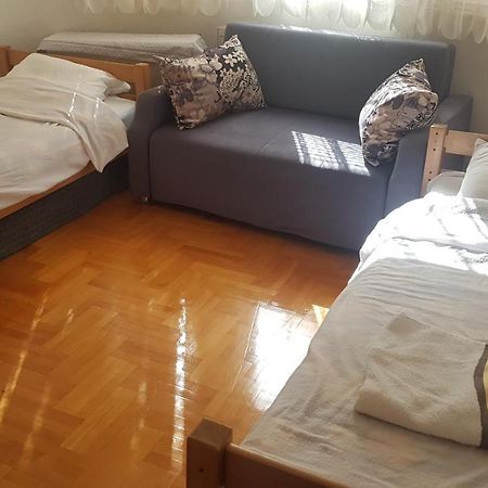 Redon Apartment Prishtine Bagian luar foto