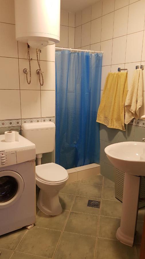 Redon Apartment Prishtine Bagian luar foto